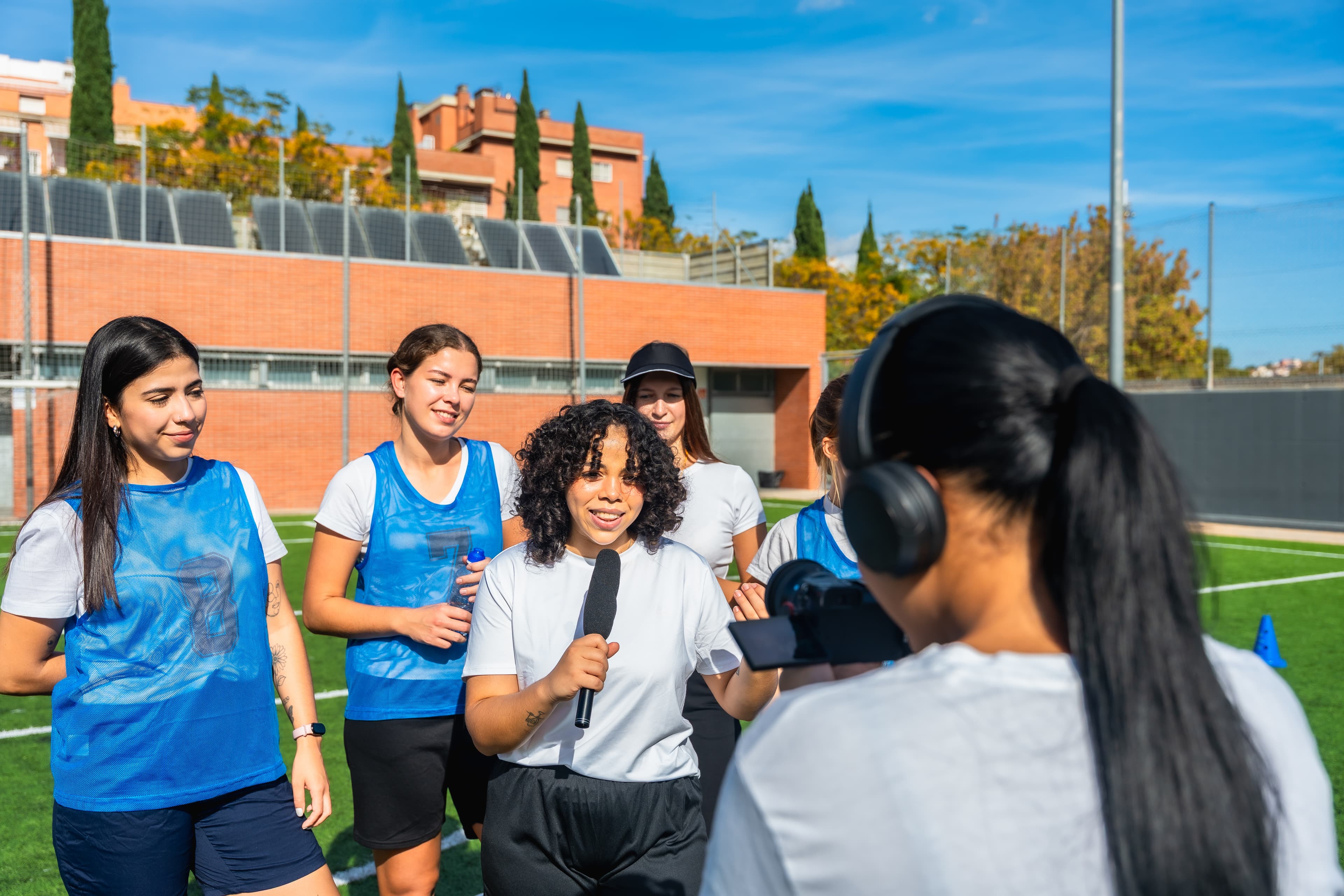 Charter y coordinación de vuelos para delegación deportiva.
